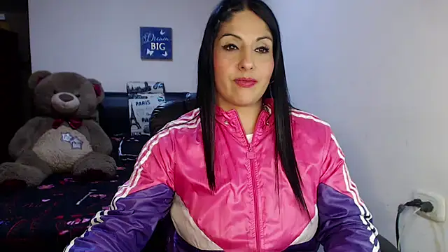 Snapshot of sahtlove1 chatting on 09-15-25, 11:49 sahtlove1 online show from 09-15-25, 11:49