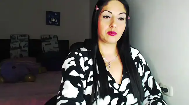 Snapshot of sahtlove1 chatting on 02-06-25, 02:22 sahtlove1 online show from 02-06-25, 02:22
