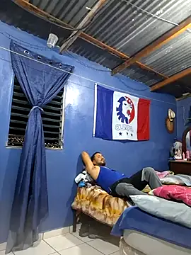 Eumanzor online show from 03-06-26, 01:33