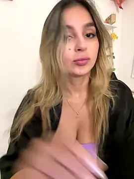 oriana zoeee online show from 10-30-25, 12:09