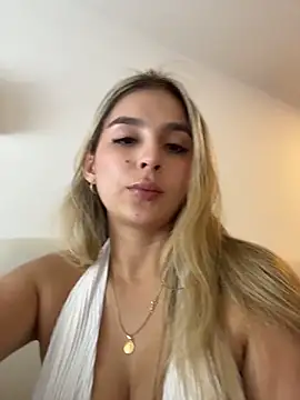 oriana zoeee online show from 05-30-26, 12:17