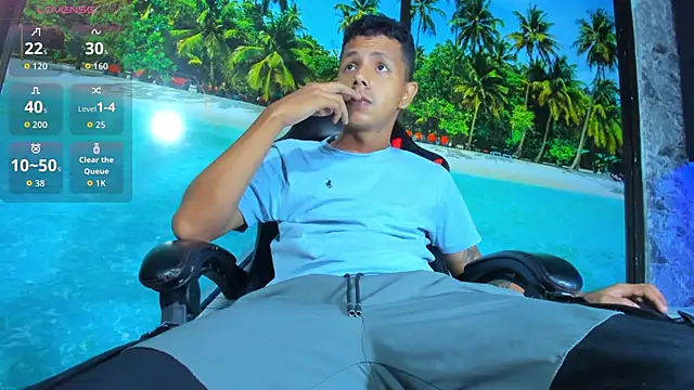 boy bigcock24cm online show from 09-21-25, 09:03