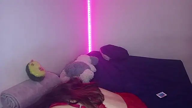 sweet little232 online show from 11-21-25, 09:52