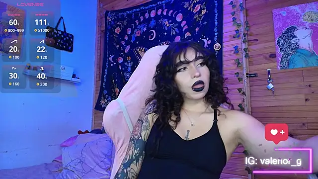 valenor  online show from 10-24-25, 02:10