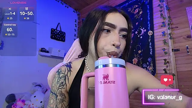 valenor  online show from 09-15-25, 03:18