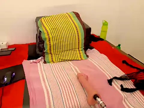 Suzzy-SL online show from 09-19-25, 02:37