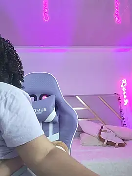 DannaBerry online show from 11-11-25, 02:56