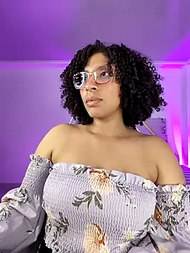 DannaBerry online show from 10-21-25, 04:28