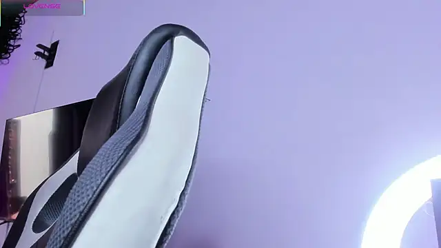 DannaBerry online show from 10-06-25, 03:46