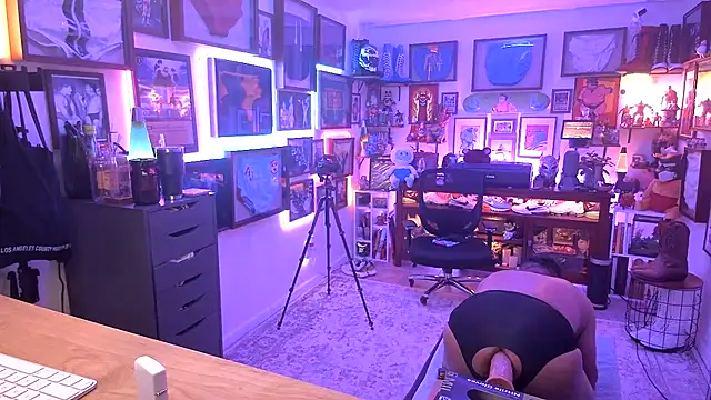 Briefs bud online show from 02-08-25, 04:25