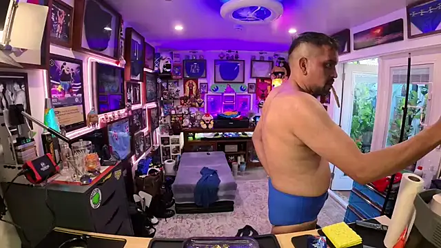 Briefs bud online show from 06-02-26, 02:22