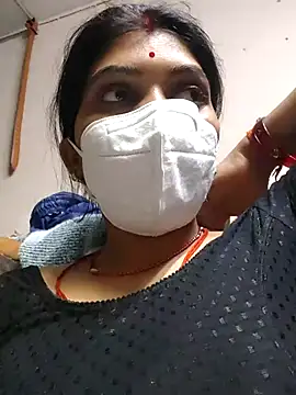 Snapshot of Your_chahat chatting on 02-10-26, 04:28 Your chahat online show from 02-10-26, 04:28