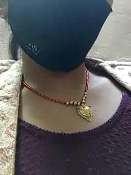 Snapshot of Your_chahat chatting on 12-14-25, 02:22 Your chahat online show from 12-14-25, 02:22