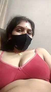 Snapshot of Your_chahat chatting on 02-16-25, 02:32 Your chahat online show from 02-16-25, 02:32