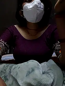 Snapshot of Your_chahat chatting on 02-13-26, 04:40 Your chahat online show from 02-13-26, 04:40