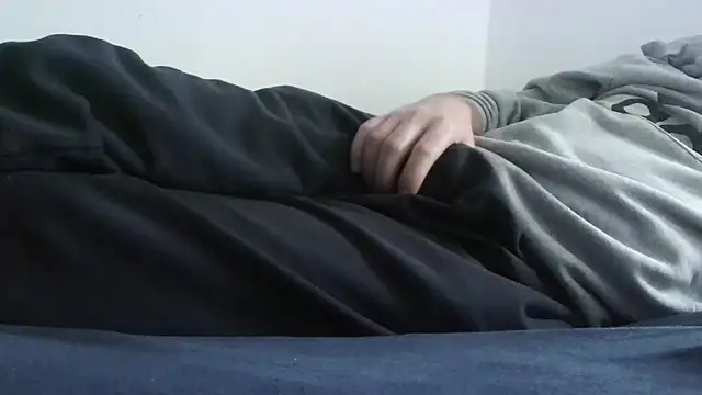 ScalicHat69 online show from 02-04-26, 03:40