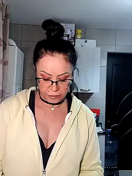 x  KHALEESI  x online show from 10-07-25, 12:39