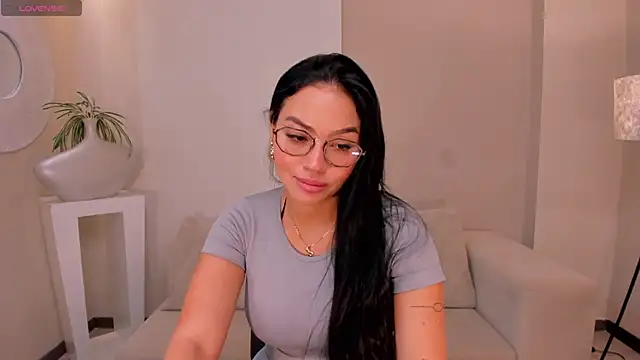 MollyJones  online show from 06-03-26, 07:29