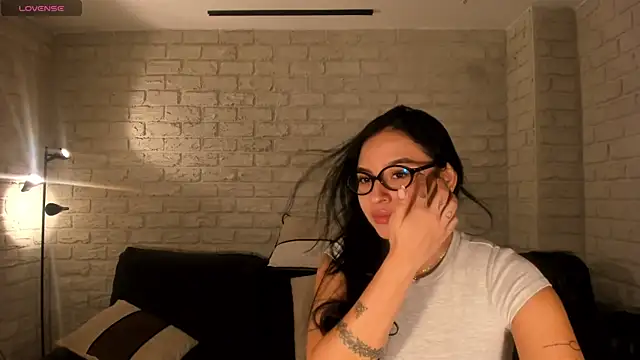 MollyJones  online show from 06-13-26, 11:08