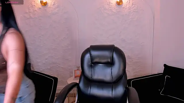 MollyJones  online show from 06-09-26, 07:37