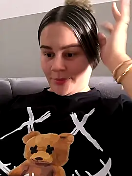 sweet lucia online show from 01-11-25, 04:57