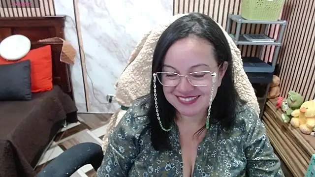 Sonialorens  online show from 03-19-26, 08:31