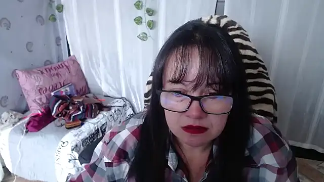 Snapshot of Sonialorens_ chatting on 02-14-25, 07:54 Sonialorens  online show from 02-14-25, 07:54