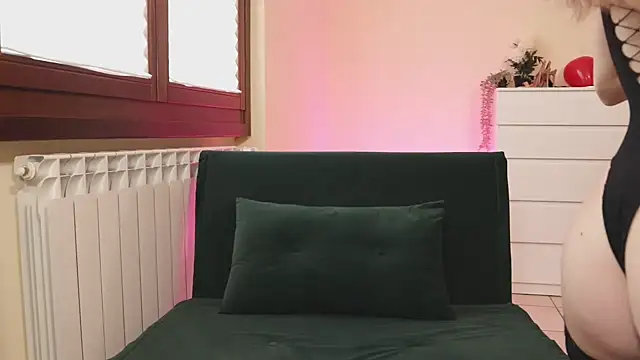 Luna Riva online show from 02-10-25, 08:53