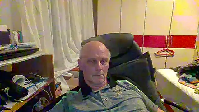 Snapshot of Kodiakch chatting on 06-02-26, 08:31 Kodiakch online show from 06-02-26, 08:31