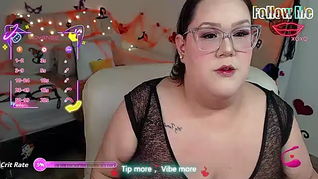 GiannaMorrys online show from 10-24-25, 01:59