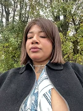 IamSashaLuv online show from 11-14-25, 10:52