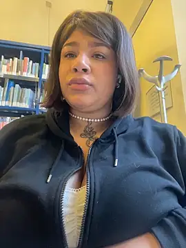 IamSashaLuv online show from 12-01-25, 09:43