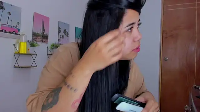 Emma lean online show from 01-16-26, 01:48