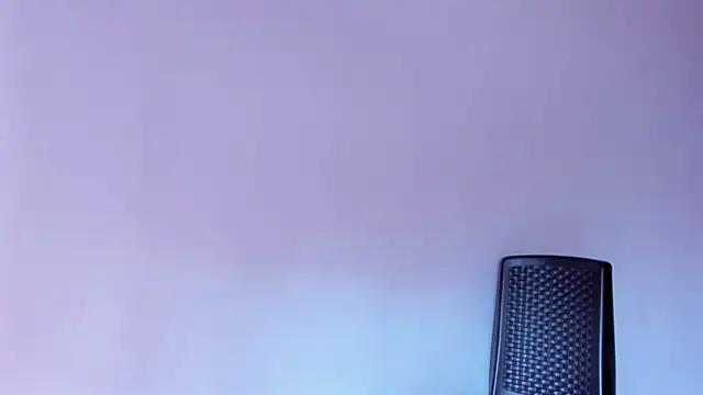 Emma lean online show from 12-19-25, 01:02