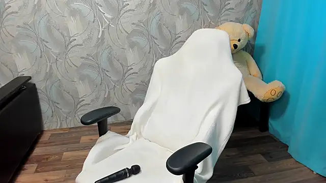 Kitty8meow online show from 11-12-25, 09:13