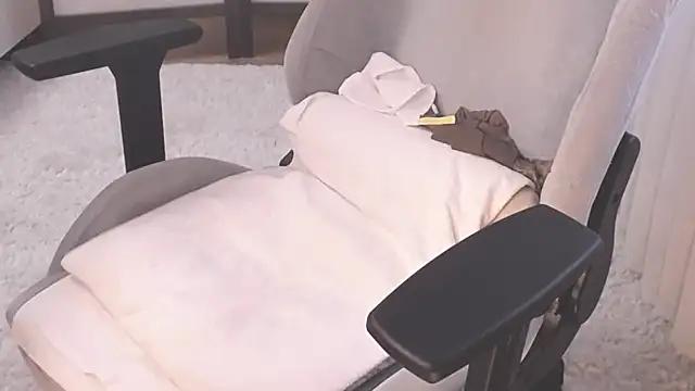 ms Hot milf online show from 09-22-25, 04:18