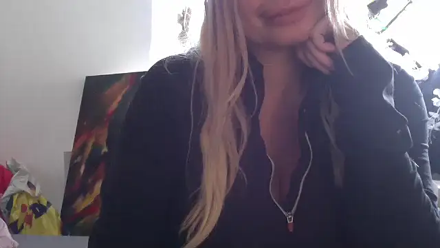 Lisavontease online show from 05-10-26, 04:09