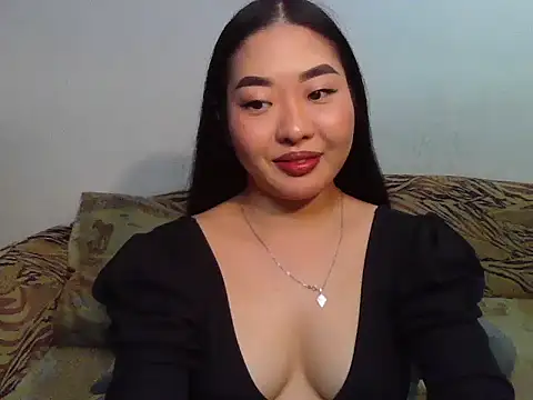 Aleksa Blackdream online show from 10-16-25, 04:10