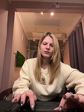 MaryHiggins online show from 09-30-25, 12:33