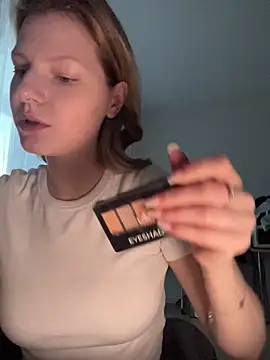 MaryHiggins online show from 02-24-26, 03:13