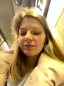 MaryHiggins online show from 09-14-25, 02:28