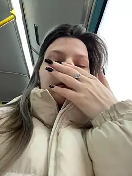 MaryHiggins online show from 11-29-25, 11:32