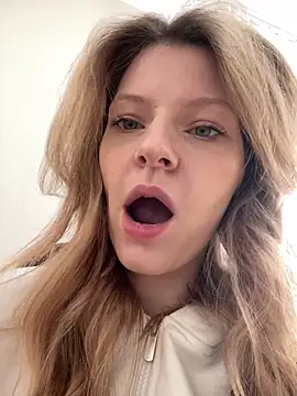 MaryHiggins online show from 10-17-25, 06:17