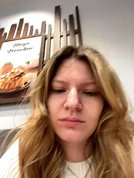 MaryHiggins online show from 11-21-25, 12:26