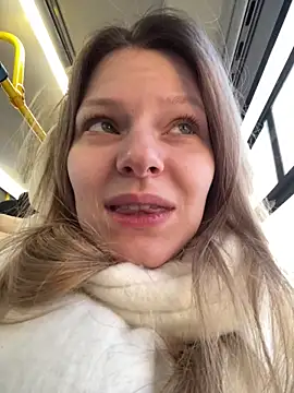 MaryHiggins online show from 12-22-25, 11:43