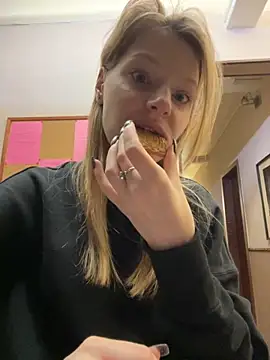 MaryHiggins online show from 09-24-25, 12:44