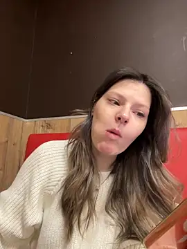 MaryHiggins online show from 11-28-25, 08:47