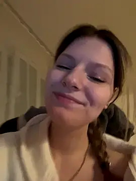 MaryHiggins online show from 12-13-25, 08:04