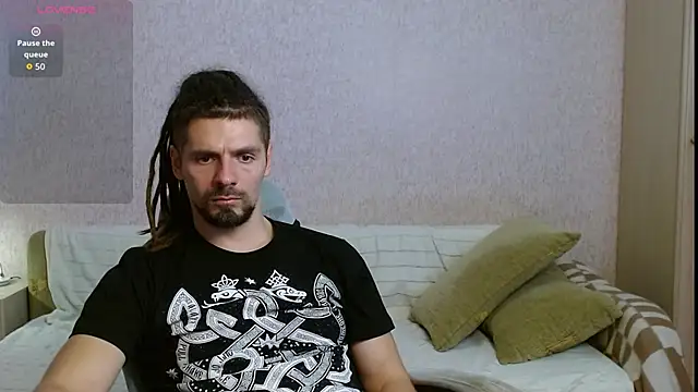 Aestheticguy101 online show from 10-13-25, 11:23