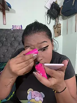 Snapshot of sweets-tits chatting on 01-12-25, 04:21 sweets-tits online show from 01-12-25, 04:21